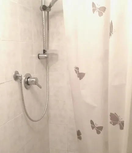 Ca Delle Rondini Nyaraló Civezza