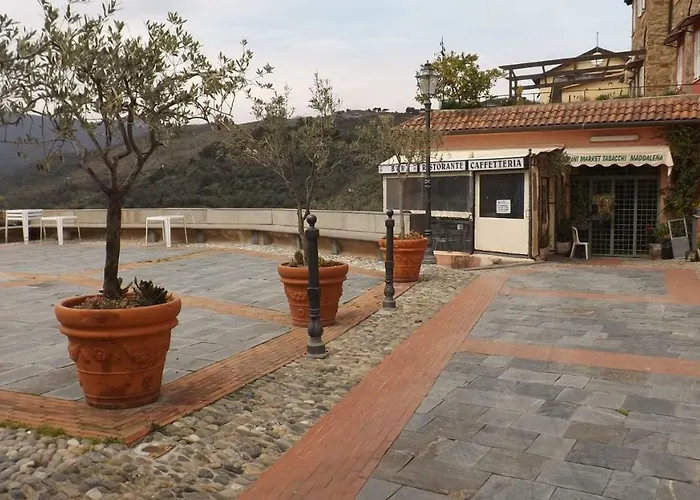 Ca Delle Rondini * Civezza