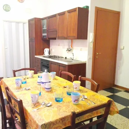 בית נופש Ca Delle Rondini *